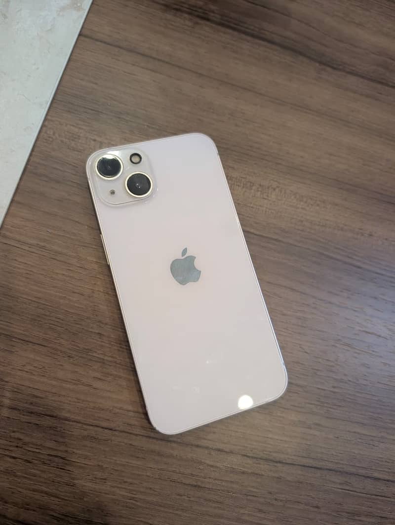 Apple iPhone 13 6