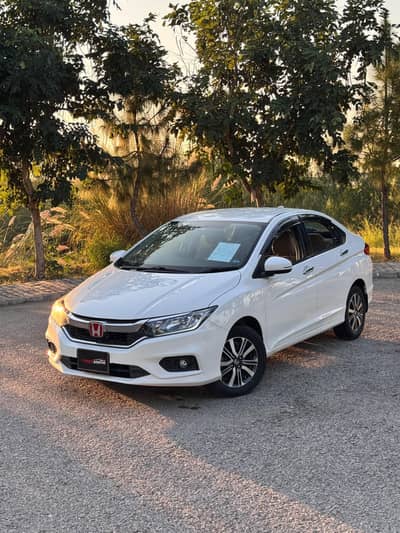 Honda City 2022 for sale in Islamabad in out class condition
