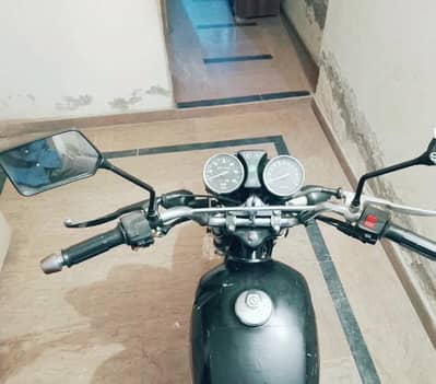 Suzuki GS 150 phone number and what'sapp number 03216417480