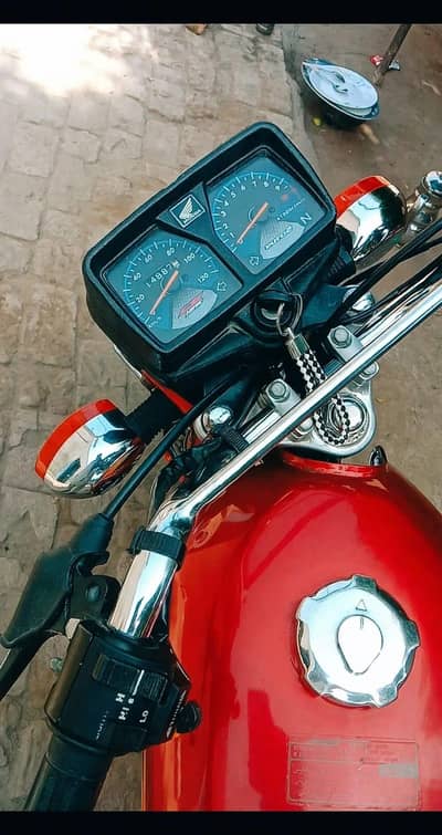 Honda 125 condition 10-10
