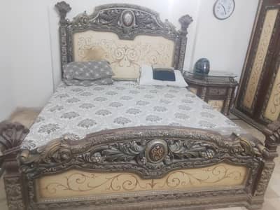 Used furniture for sale – King bed, wardrobe, side table. ”