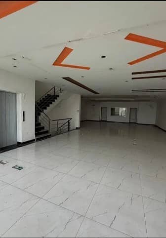 8 Marla Commercial Floor Available For Rent In DHA Phase 4 Prime location