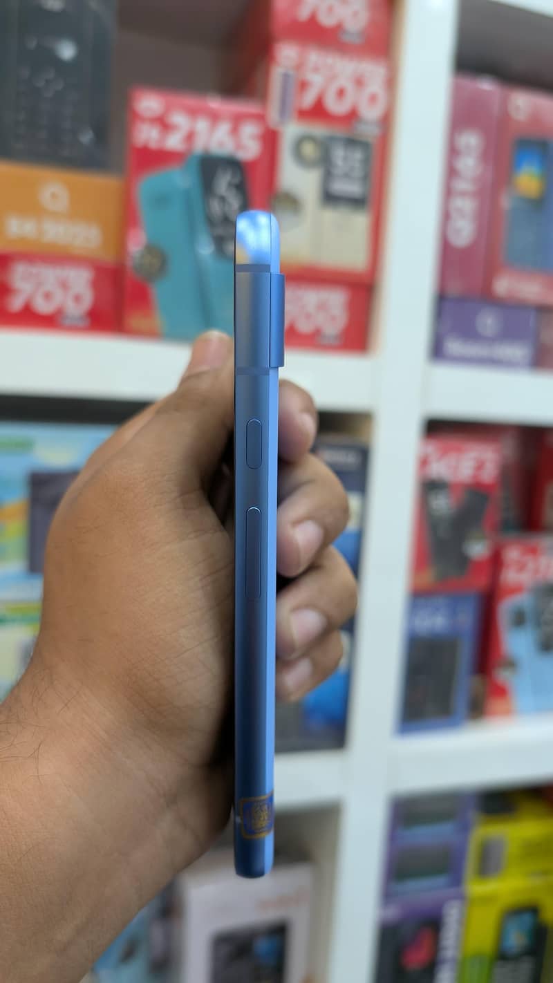 Google Pixel 8a 1