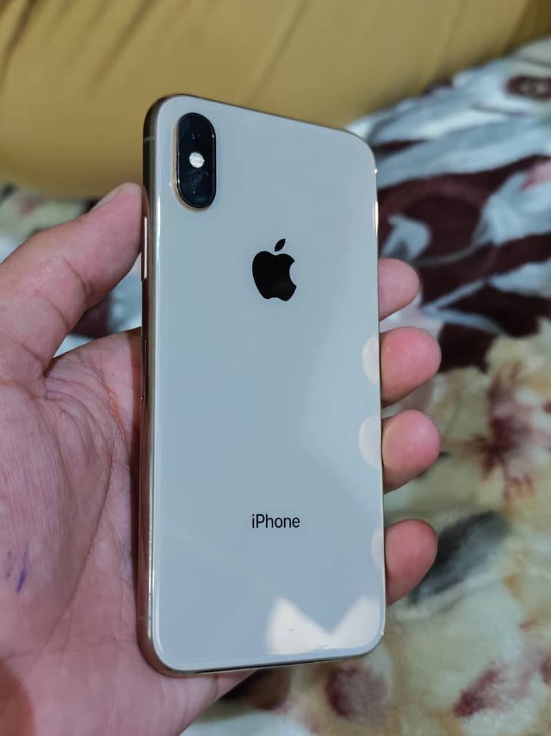 Apple iPhone XS 0