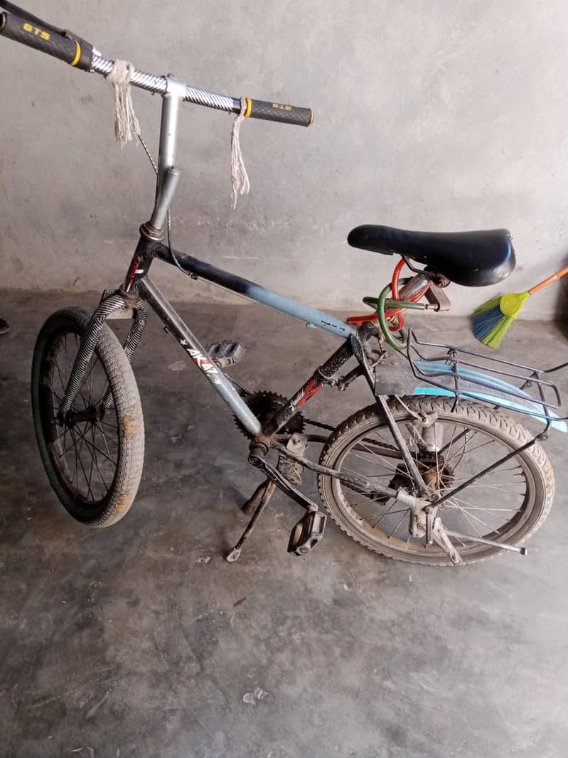 second hand kids cycle 0