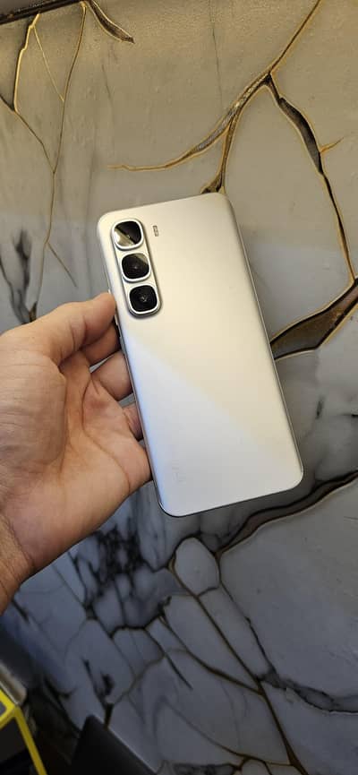 Infinix Hot 60 Pro Plus