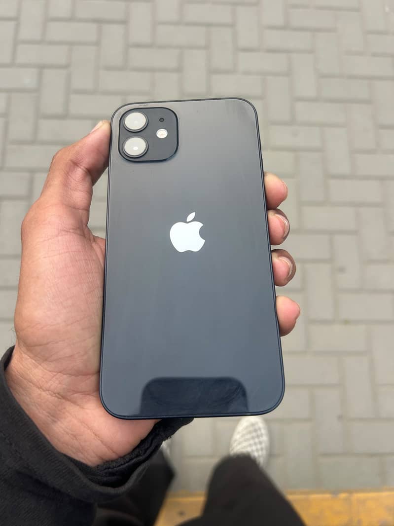Apple iPhone 12 5