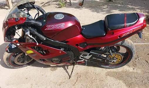 Kawasaki Ninja ZX R