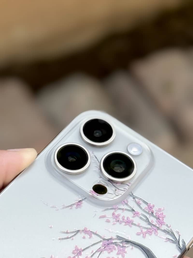 Apple iPhone 15 Pro Max 5