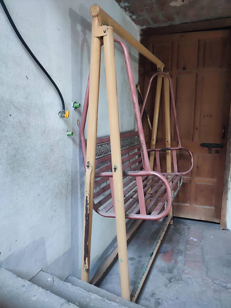 Jhoola Foldable 1