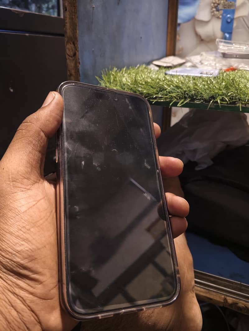 Apple iPhone 15 Pro Max 1