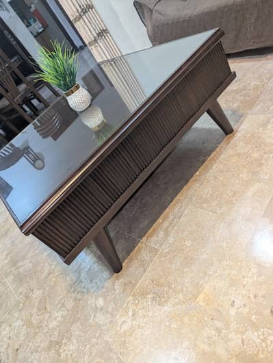 Brand New Stylish Coffee Table for Sale