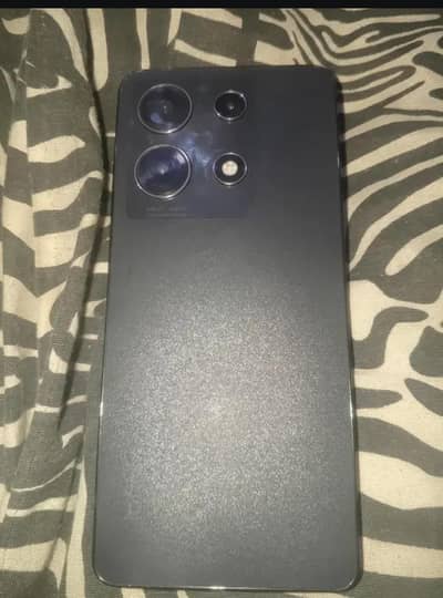 Infinix Note 30