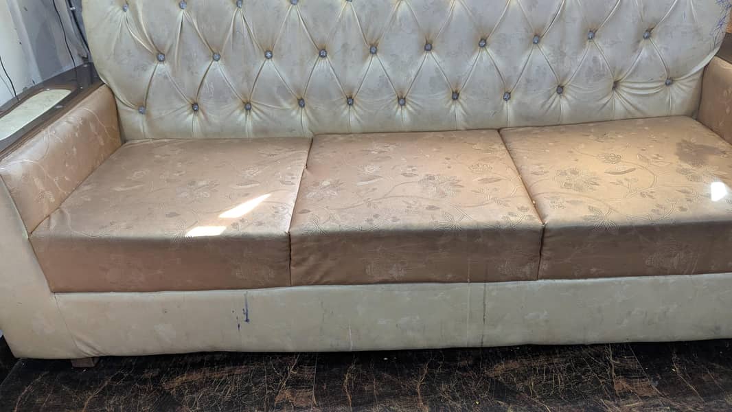 2 sets of sofas 1