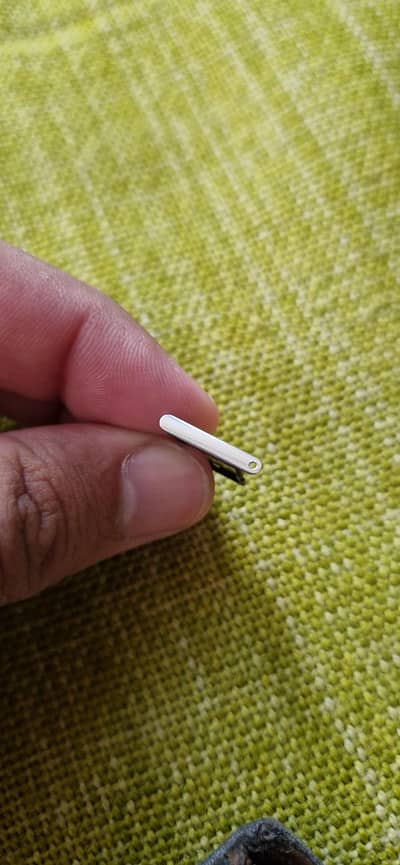 Google pixel 6 Pro SIM tray