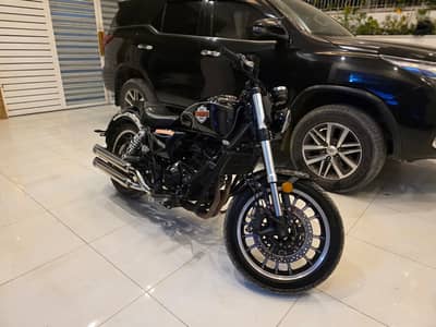 Harley Davidson Iron 883 Replica Cruiser 400cc (2022 Model – 1st Owner