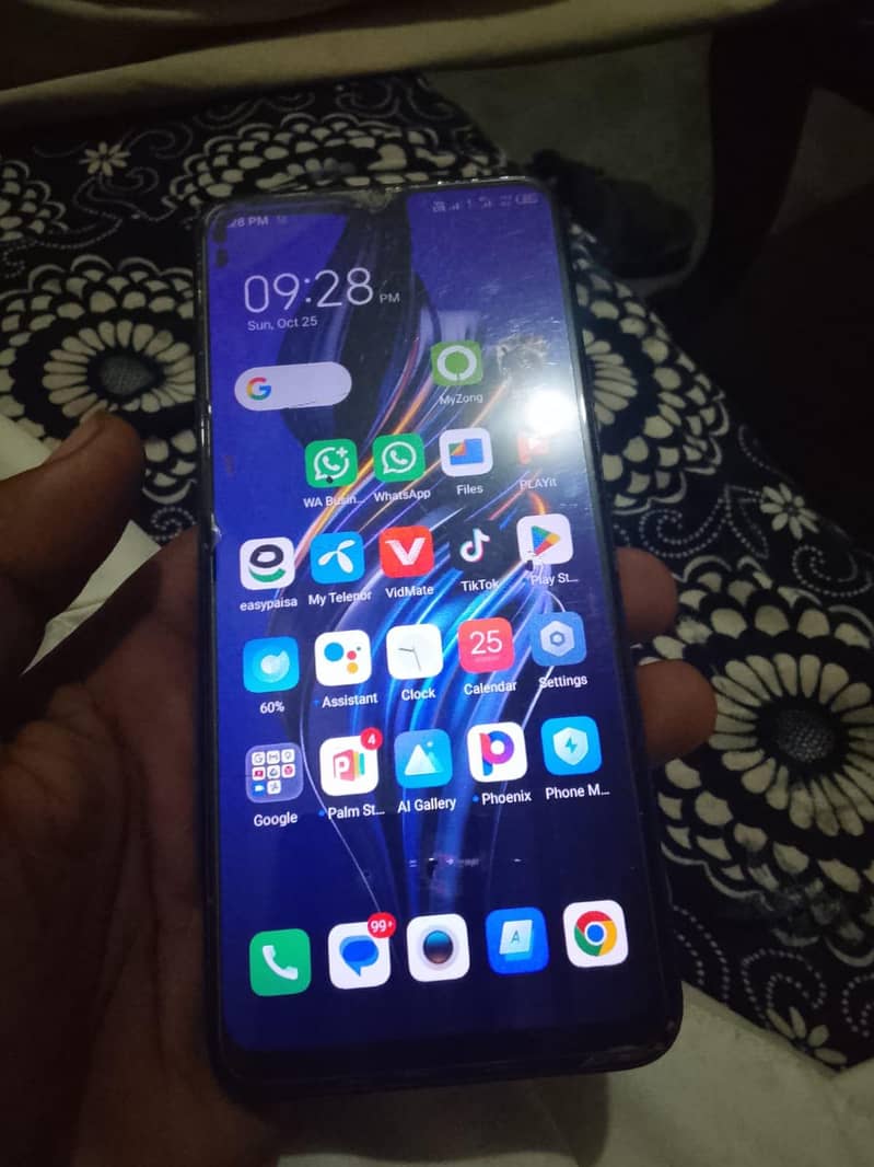 Tecno Pova 4