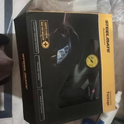 Tyre pressure gauge + Car battery charger