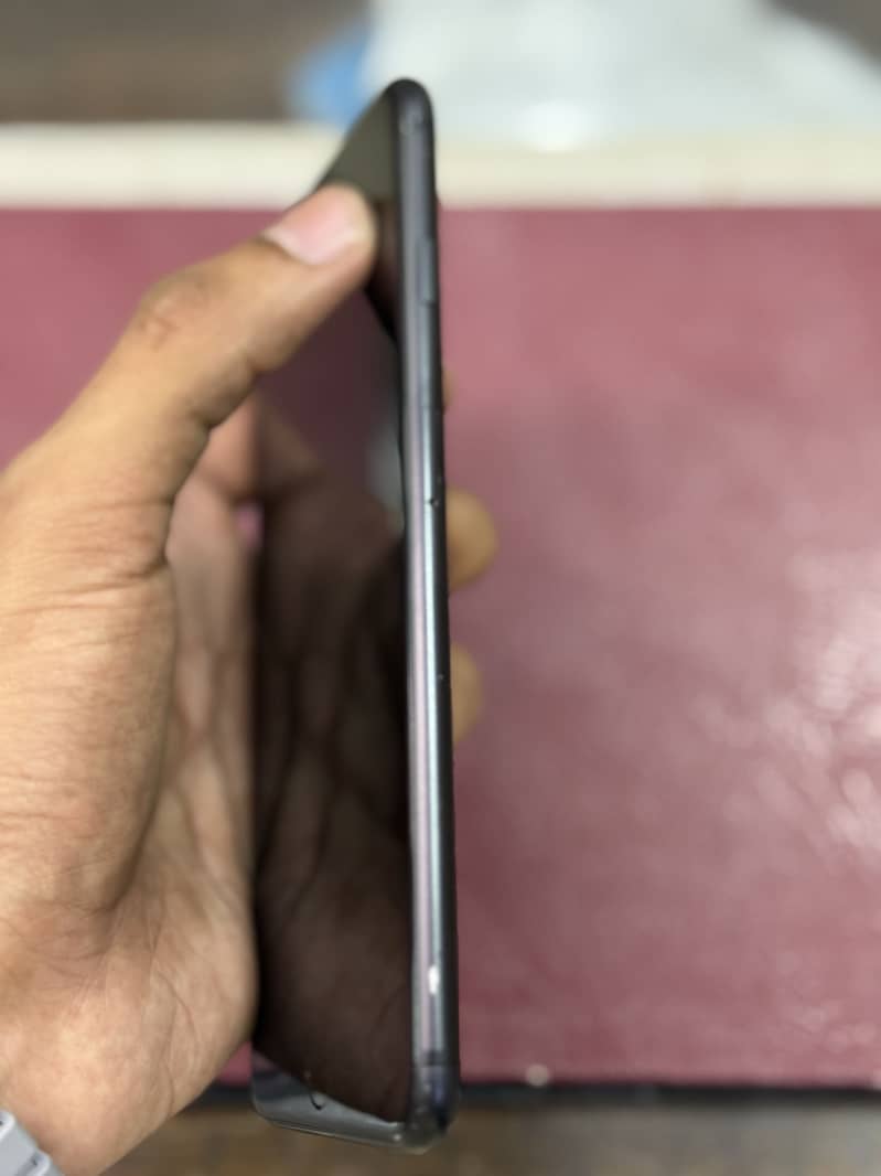 Apple iPhone 7 Plus 6