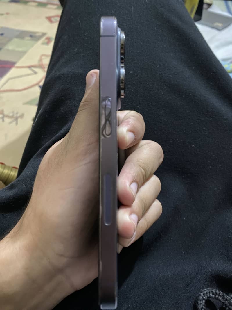 Apple iPhone 14 Pro 3