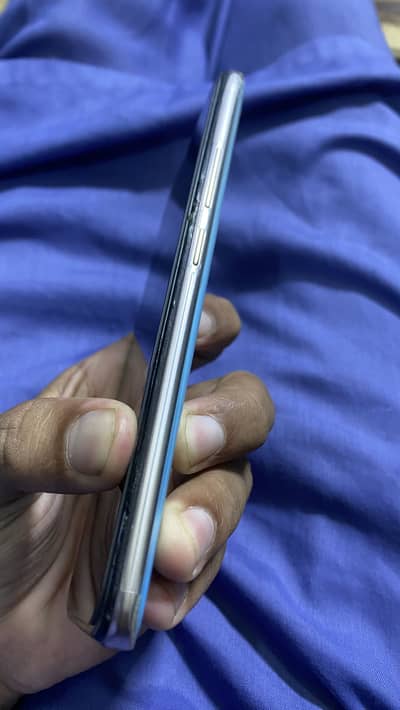 Vivo Y19