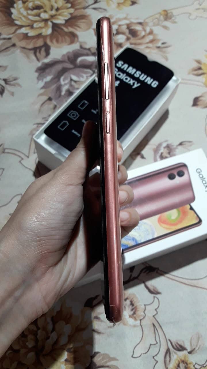 Samsung Mobile A04e 0