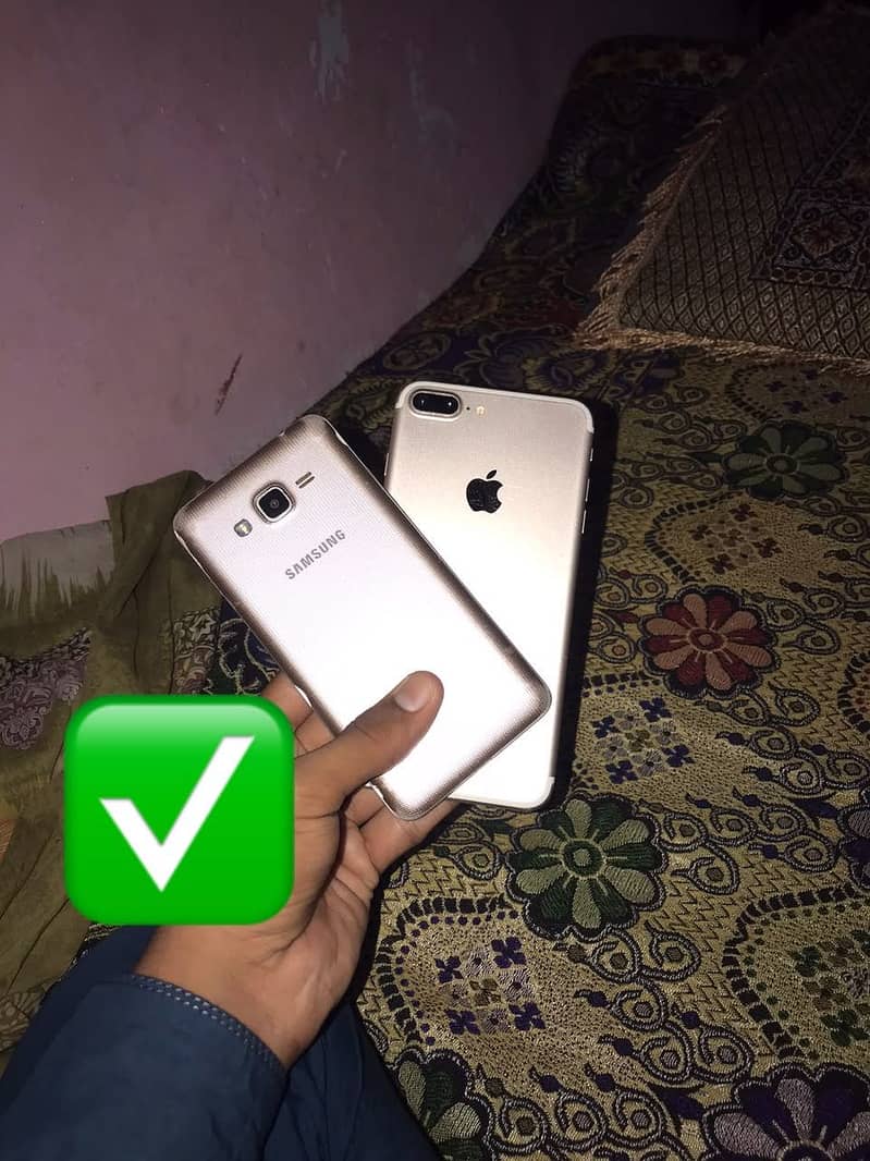 Apple iPhone 7 Plus 0