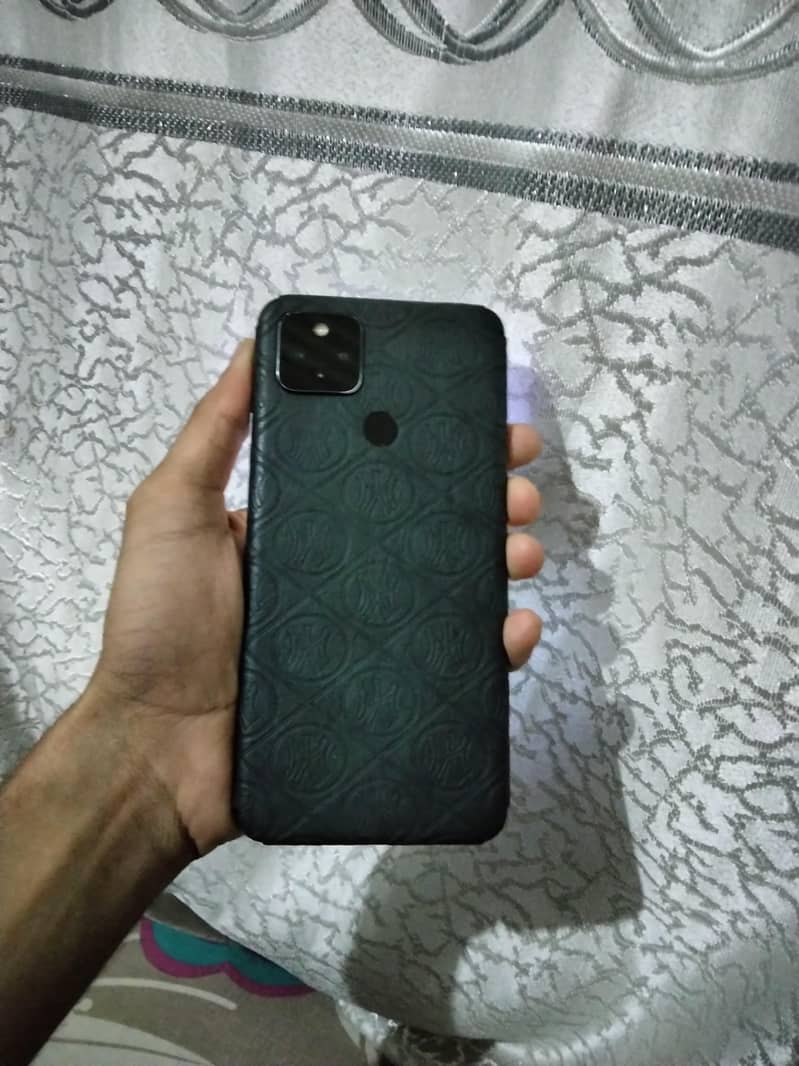Google 4a (5G) 1