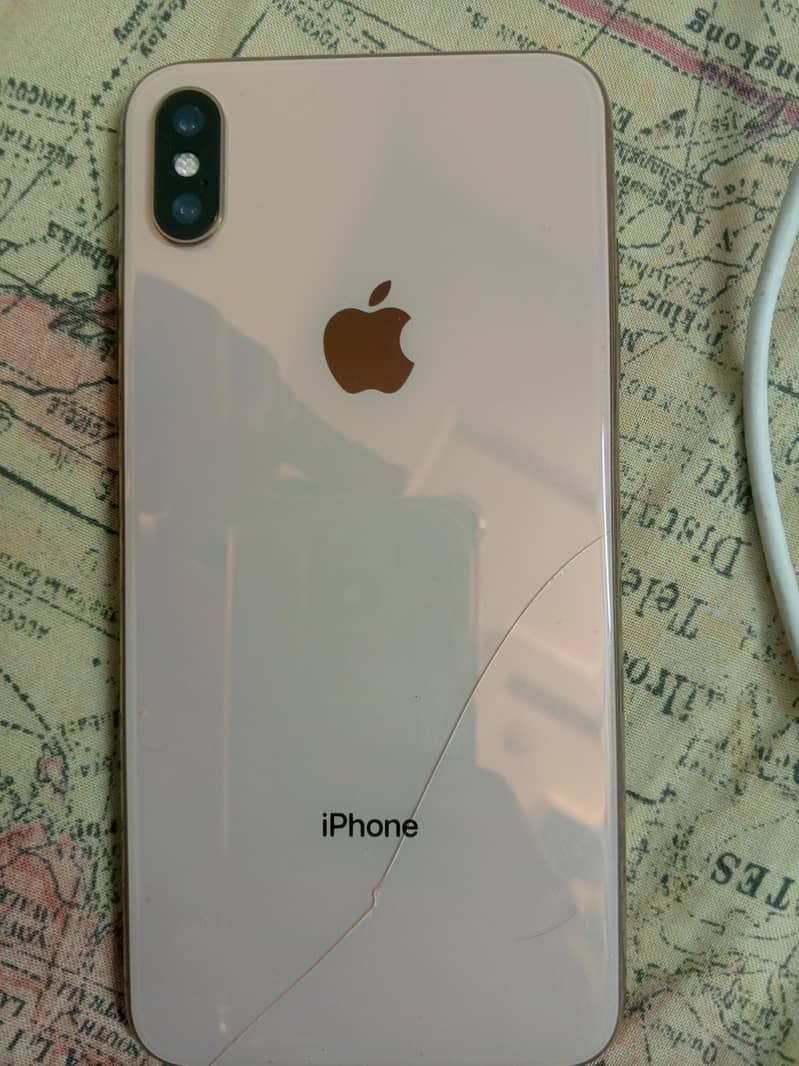 Apple iPhone XS Max 1