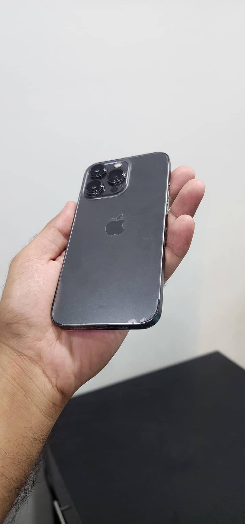 Apple iPhone 13 Pro 0