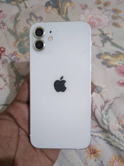 Apple iPhone 12
