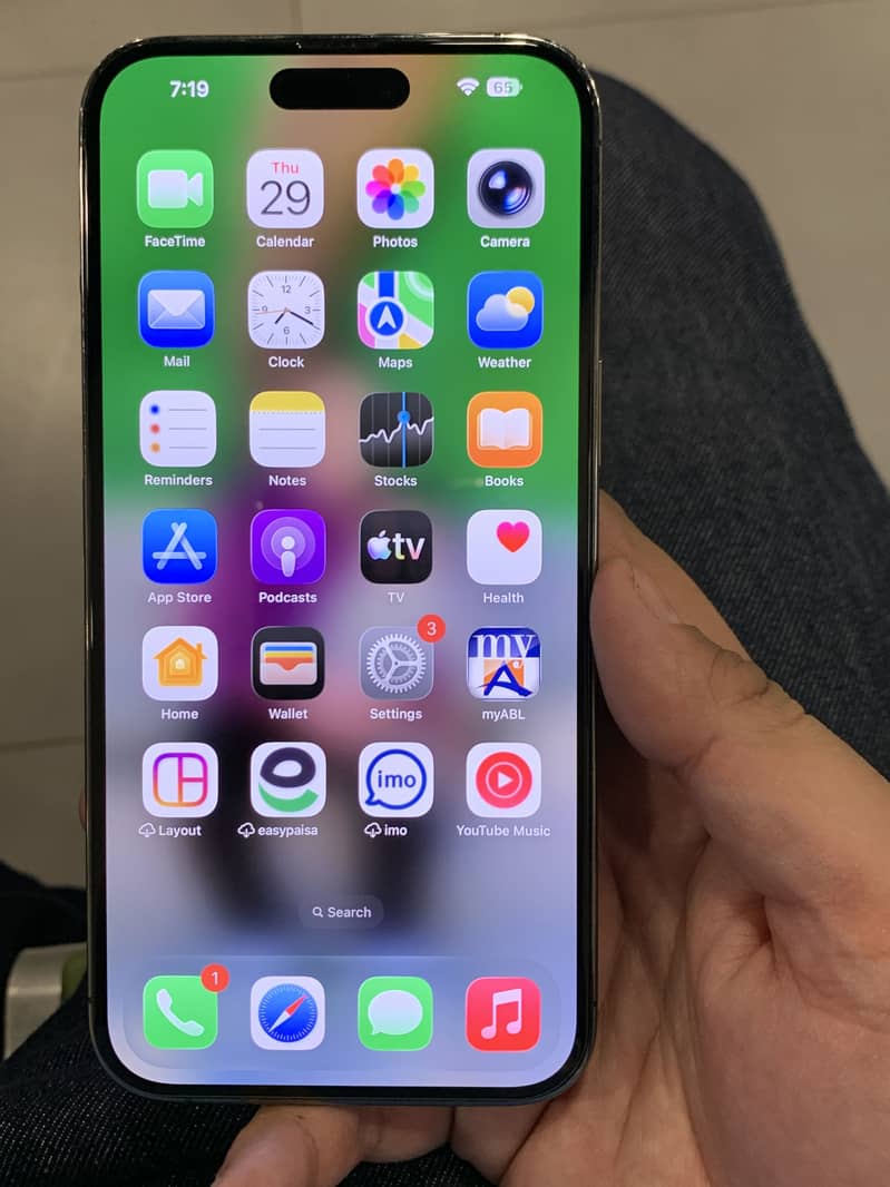 Apple iPhone 14 Pro Max 1