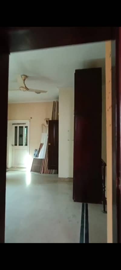 Sasta 10 Marla Corner House D Block DHA Phase 1