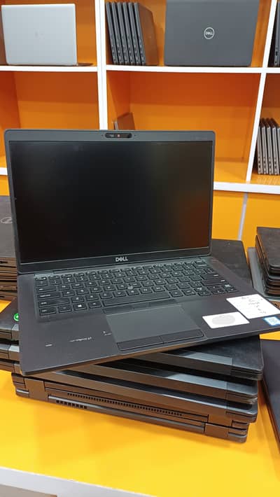 Dell Latitude 5400 | i5 8th Gen | 8GB/256GB SSD | Rs 40,000 | Like New