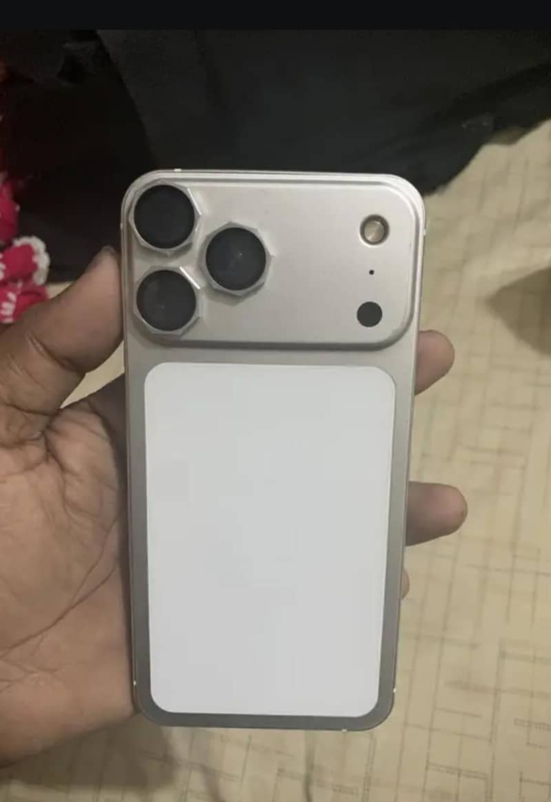iPhone XS Max 0