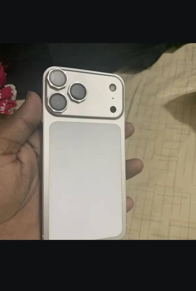 iPhone XS Max 1