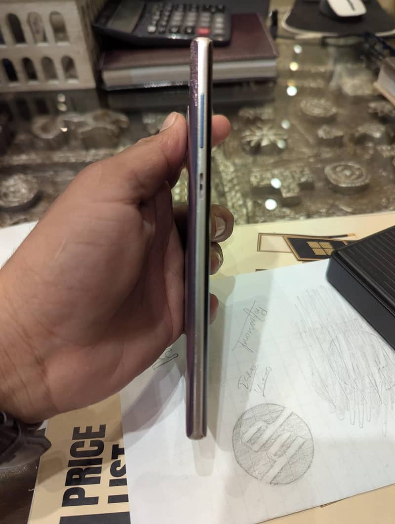 Samsung Mobile Note 9 5