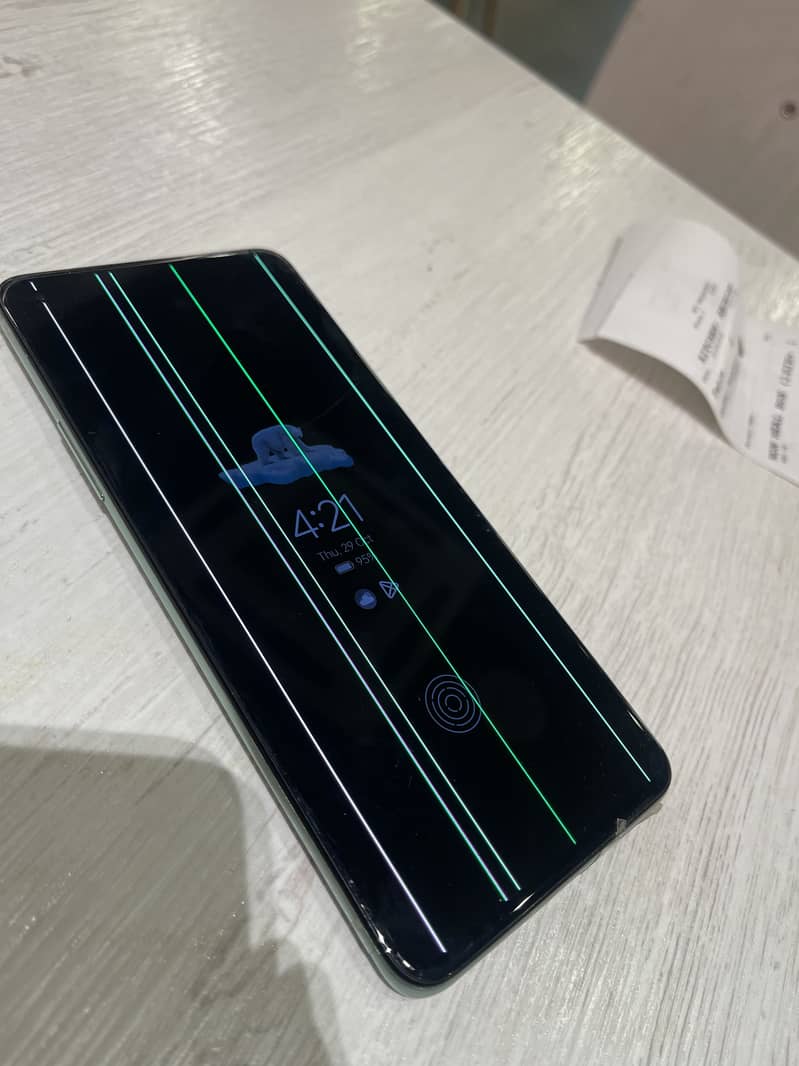 One Plus 9R 1