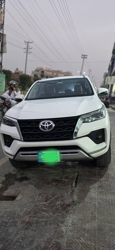 Toyota Fortuner 2023