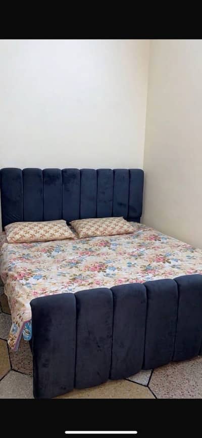 Navi blue velvet bed
