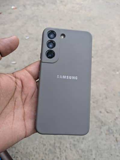 Samsung s22