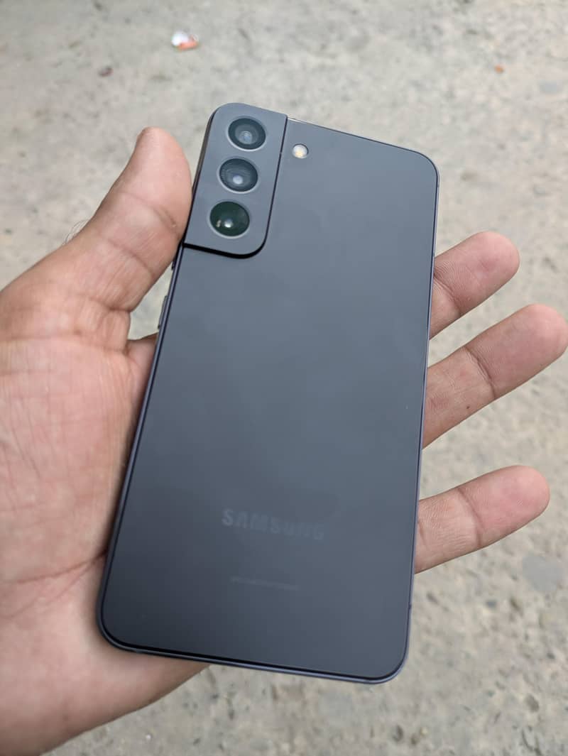 Samsung s22 1