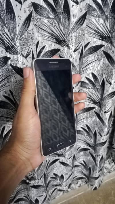 Samsung Mobile Grand Prime