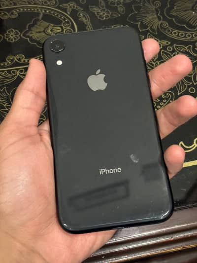 Apple iPhone XR