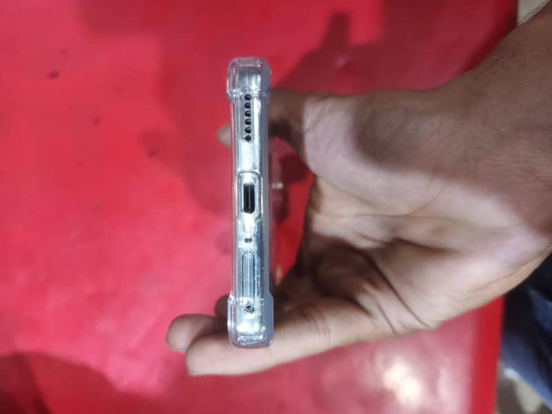 Tecno CAMON 40 Pro 1