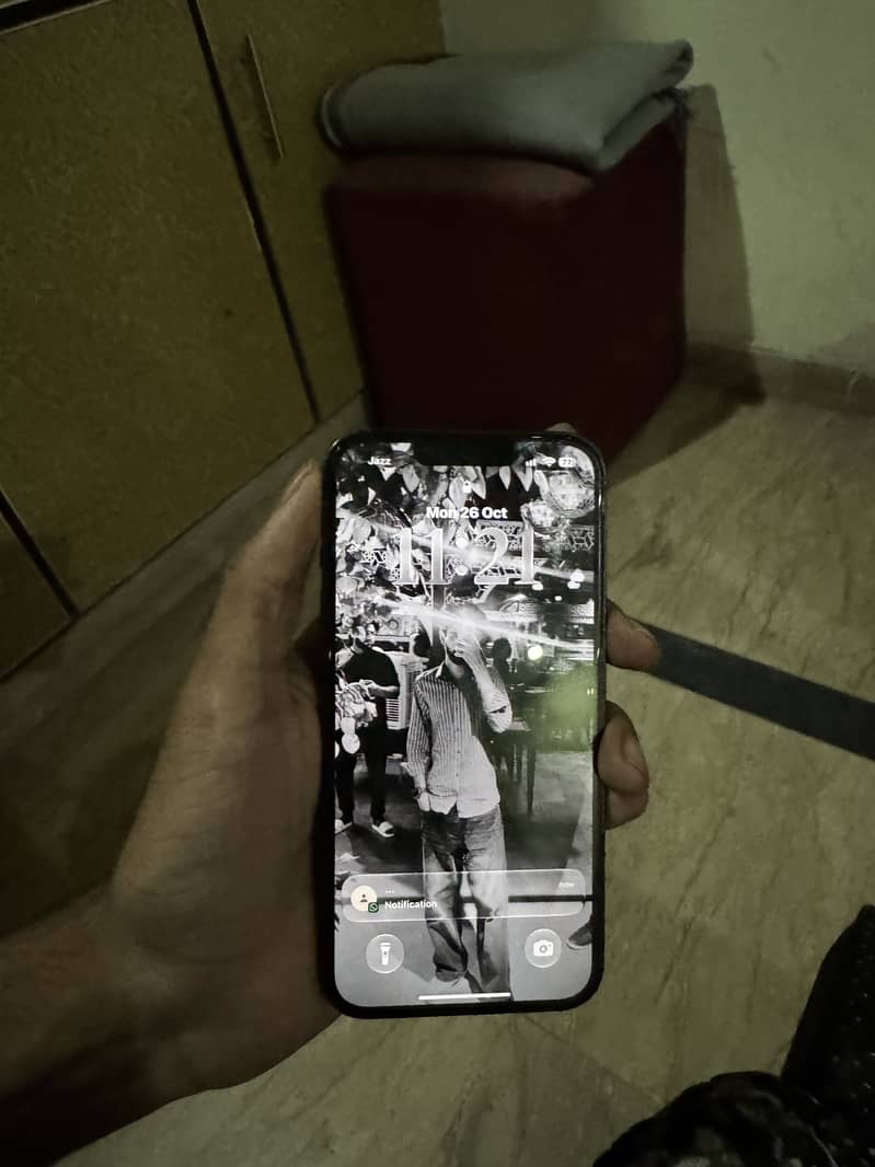 Apple iPhone 13 1