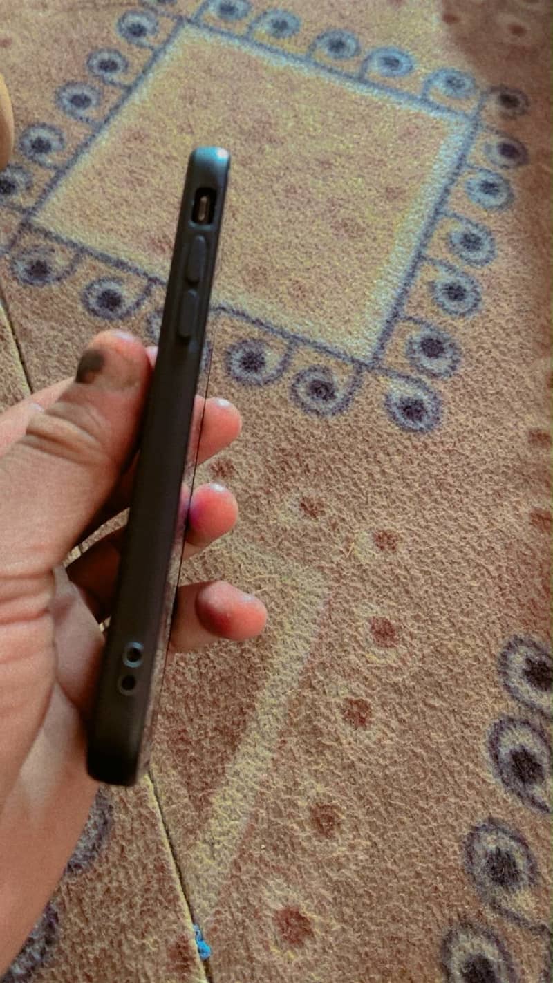 Apple iPhone 7 0