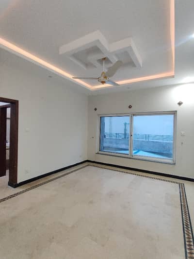 1 Kanal Upper Portion For Rent Block A Near To Mekraz Masjid And Park