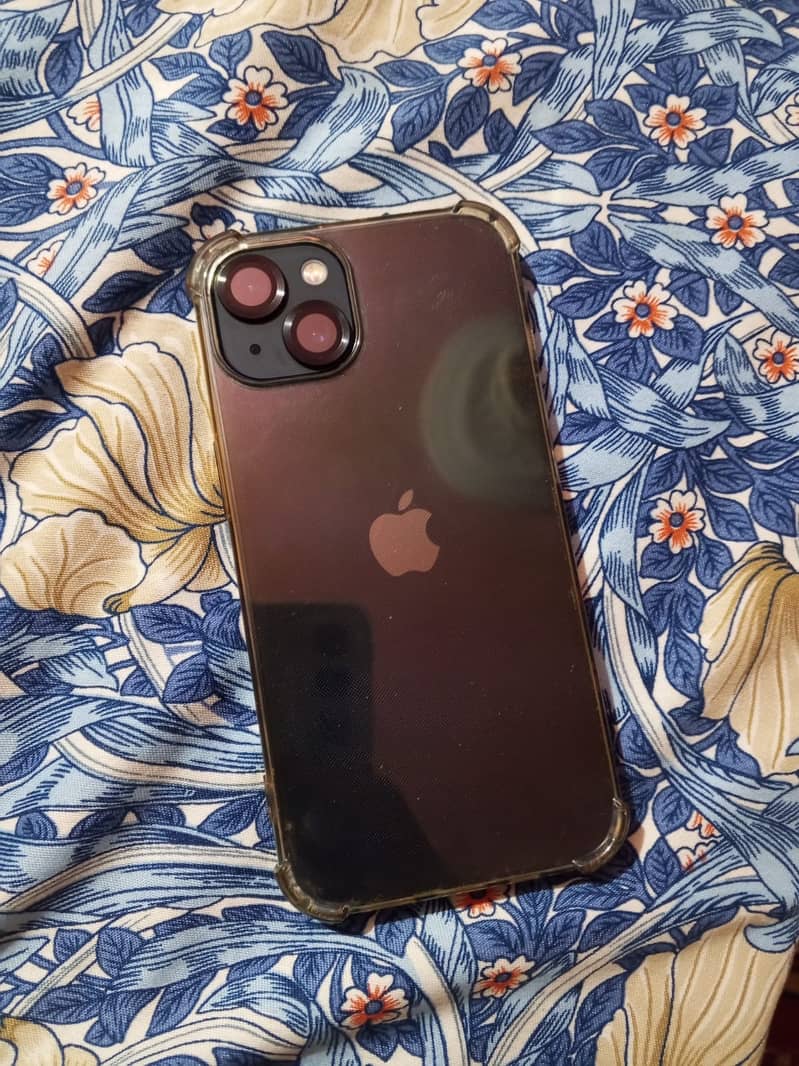 Apple iPhone 13 6