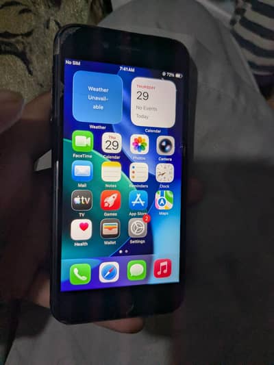 Apple iPhone SE